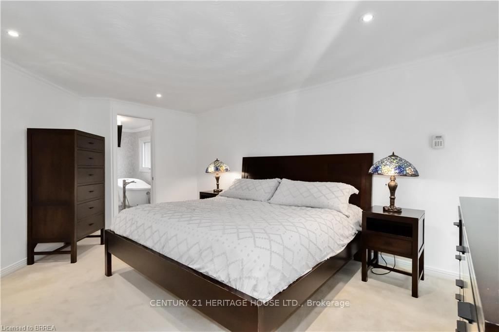 232 Paris Road E - Photo 30