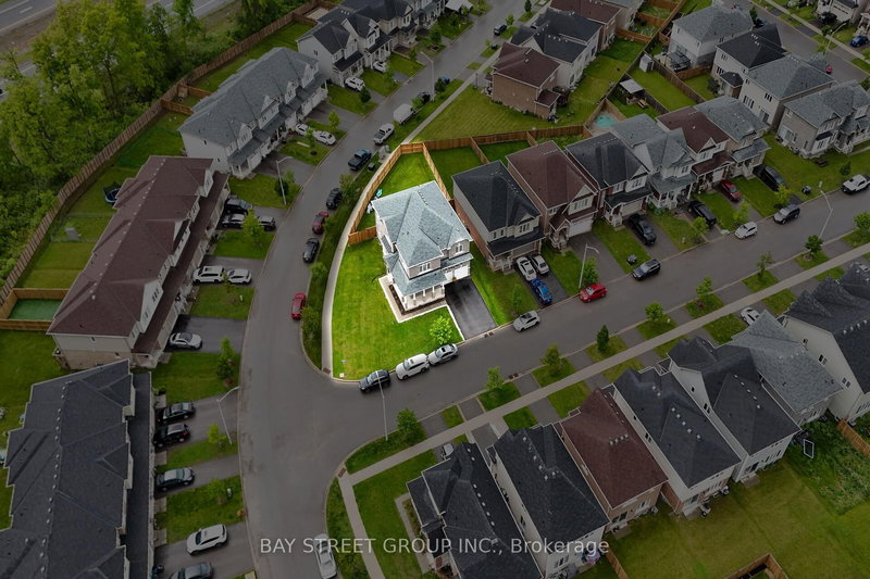 19 Froggy Dr, Thorold, L9B 0G9 | Image 2