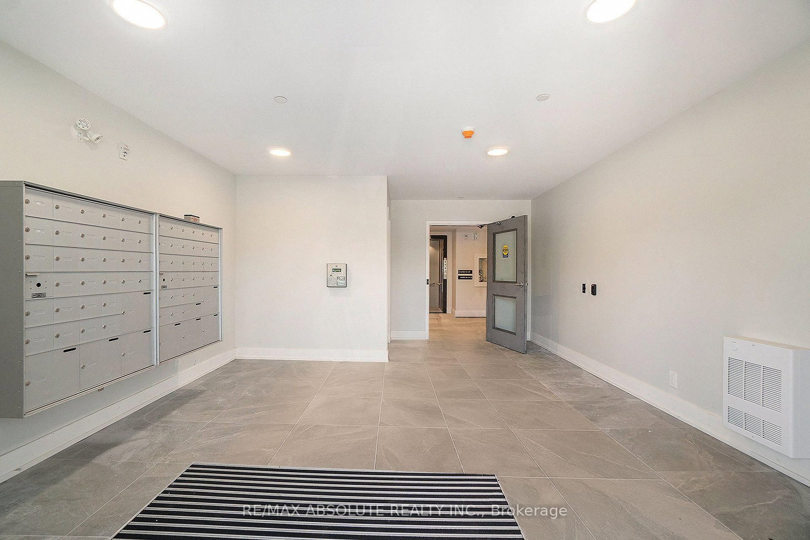 12B Thomas Street S, Unit 310 - Photo 15