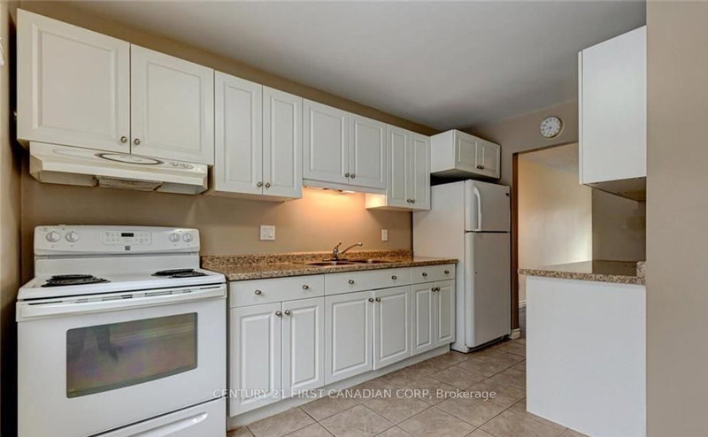 122 - 690 Little Grey St, London East, N5Z 4M9 | Image 2