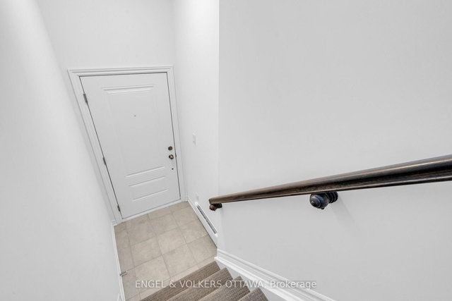 C - 40 Jaguar Private