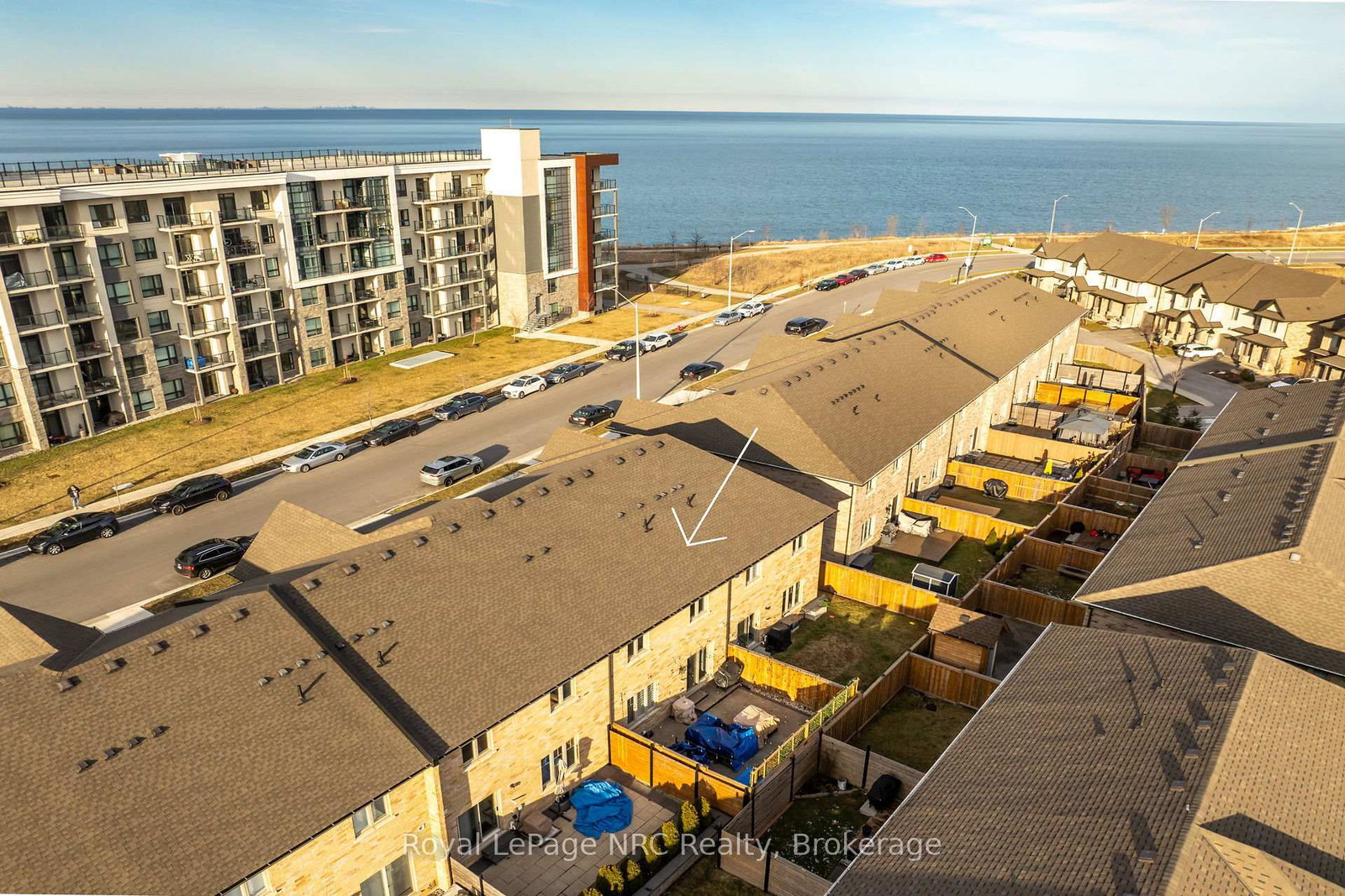 122 Shoreview Place - Photo 32