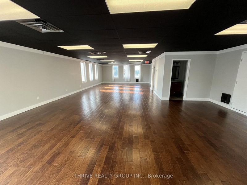 Main - 426 Third St, London East, N5W 4W6 | Image 3