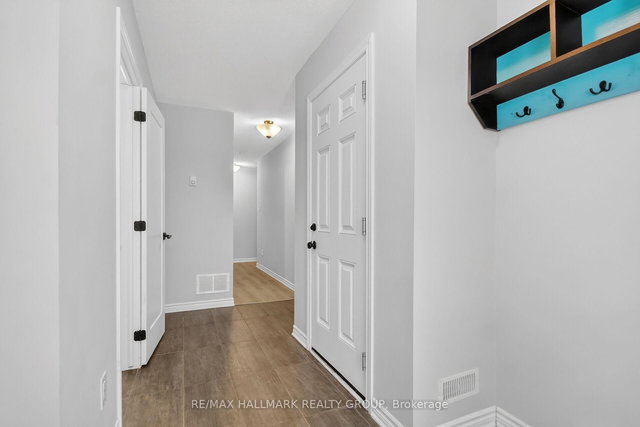 232 Clintonia Street