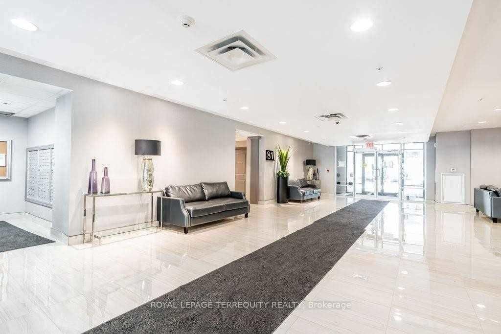 81 Robinson Street, Unit 104 - Photo 14