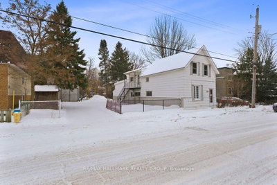 100 Barrette Street