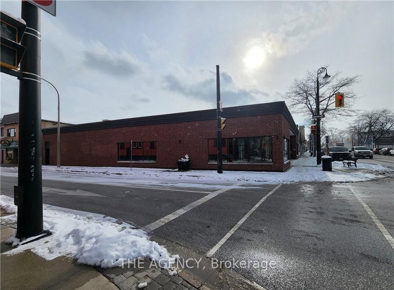 130 Christina St N, Sarnia, N7T 5T6 | Image 3