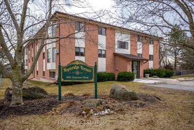 Condo sold at 304-1429 Clearview Drive, Peterborough, Ontario, K9K 1X8 - Monaghan Ward 2 - MLS: X12672702