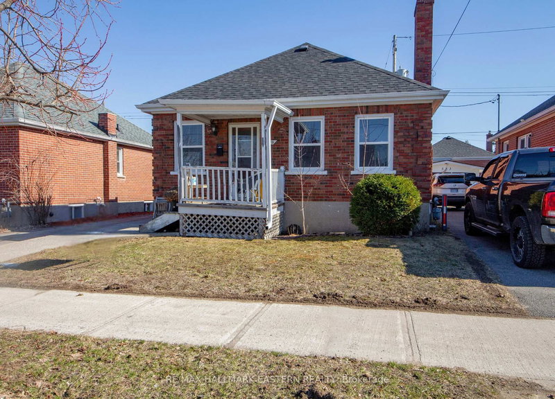579 McCannan Ave, Peterborough, K9J 4J7 | Image 2