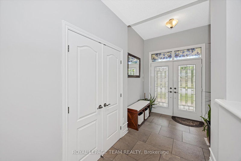 51 Bridle Crest Crt, Ottawa, K2M 0H5 | Image 3