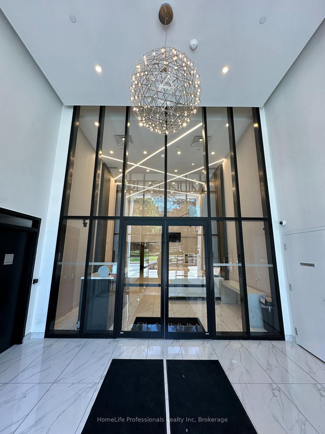 2203 - 15 QUEEN Street S