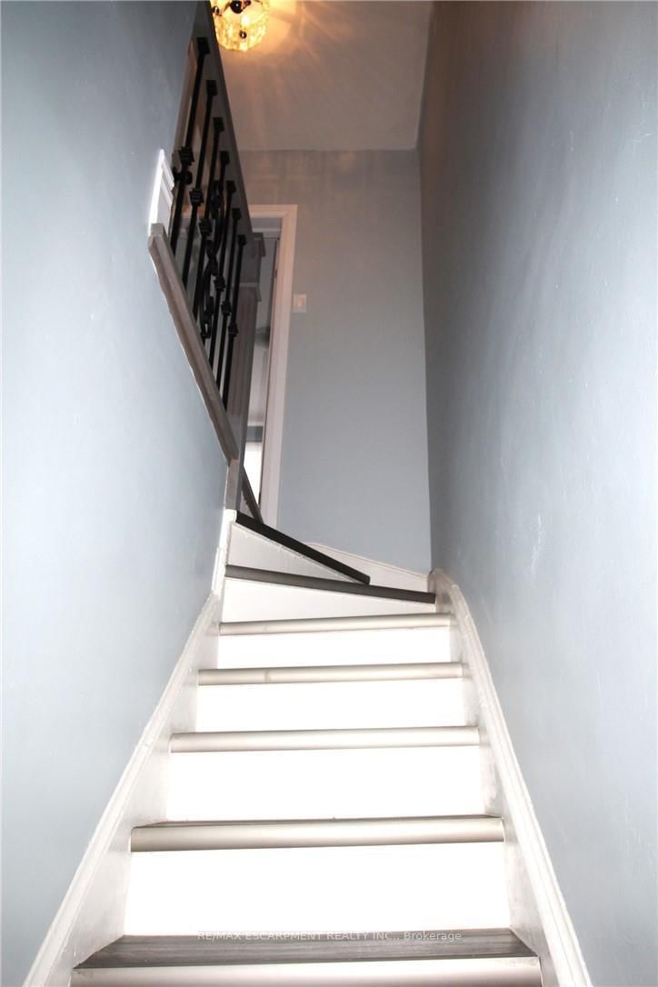 Townhouse for sale at 19 Emerald Street, Hamilton, Ontario, L8L 5J9 - Landsdale - MLS: X12674590