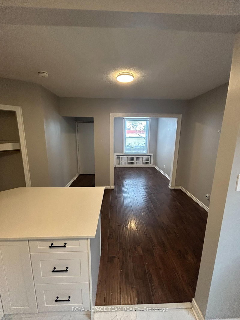 3 - 883 Somerset St W, Ottawa, K1R 6R6 | Image 3