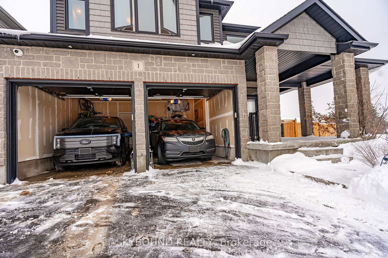 1 Tindall Cres, East Luther Grand Valley, L9W 7R9 | Image 3