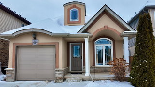 8583 Jennifer Crescent N