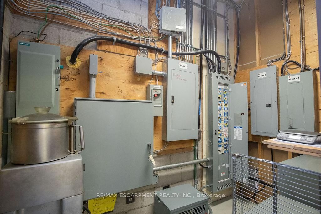 190 Hempstead Drive - Photo 20