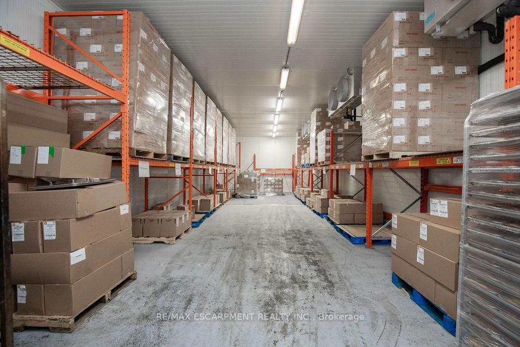 190 Hempstead Drive - Photo 8