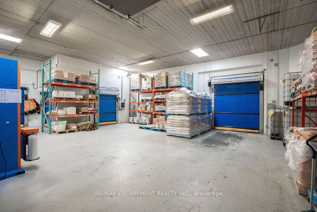 190 Hempstead Drive - Photo 9