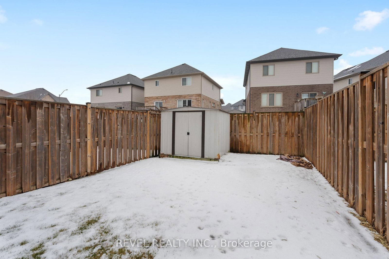 Townhouse for sale at 35 Sunset Way, Thorold, Ontario, L0S 1A0 - Rolling Meadows - MLS: X12676192