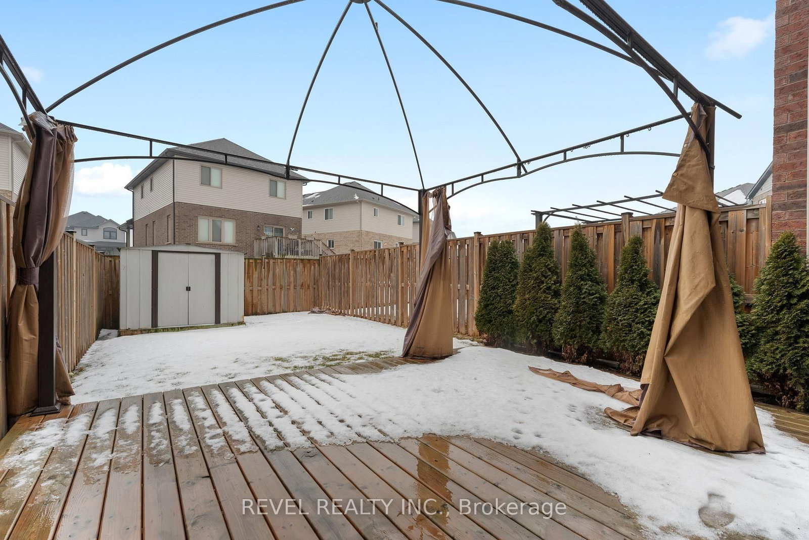 Townhouse for sale at 35 Sunset Way, Thorold, Ontario, L0S 1A0 - Rolling Meadows - MLS: X12676192