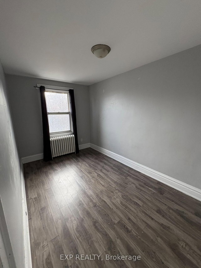 3 - 50 East Avenue S