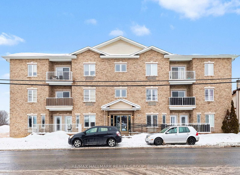 208 - 1026 Laurier St, Clarence-Rockland, K4K 1V6 | Image 2