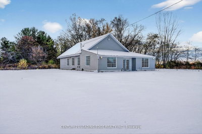 556 Bath Road E — photo 6