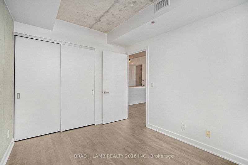 1805 - 203 Catherine St, Ottawa, K2P 1J5 | Image 3