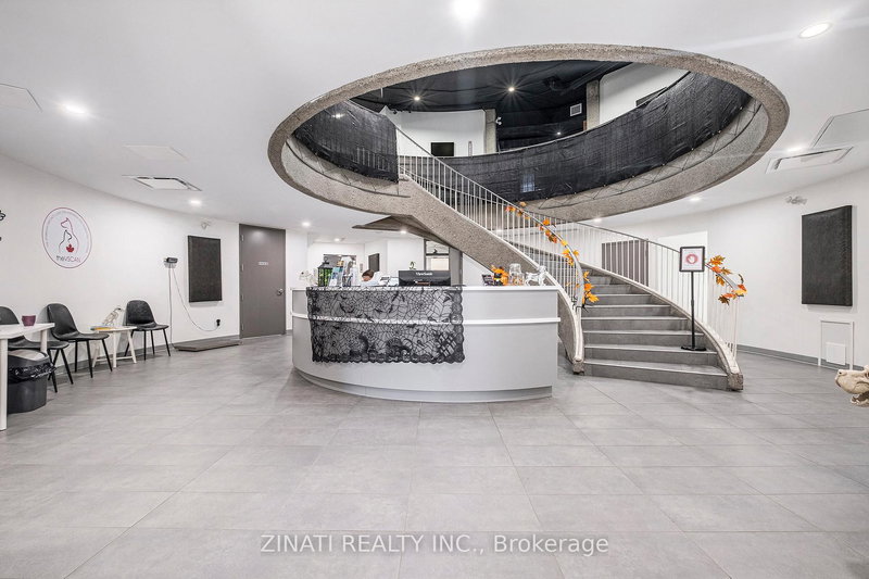 208 - 2300 CARLING Ave, Ottawa, K2B 7G1 | Image 3