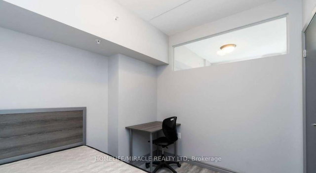 407A - 275 Larch Street E