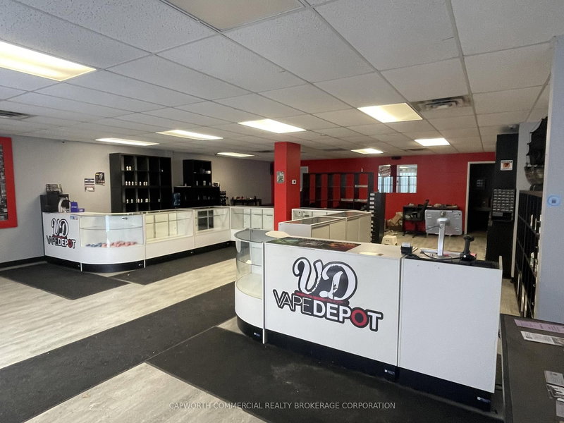 109 - 722 Pitt St, Cornwall, K6J 3R9 | Image 2