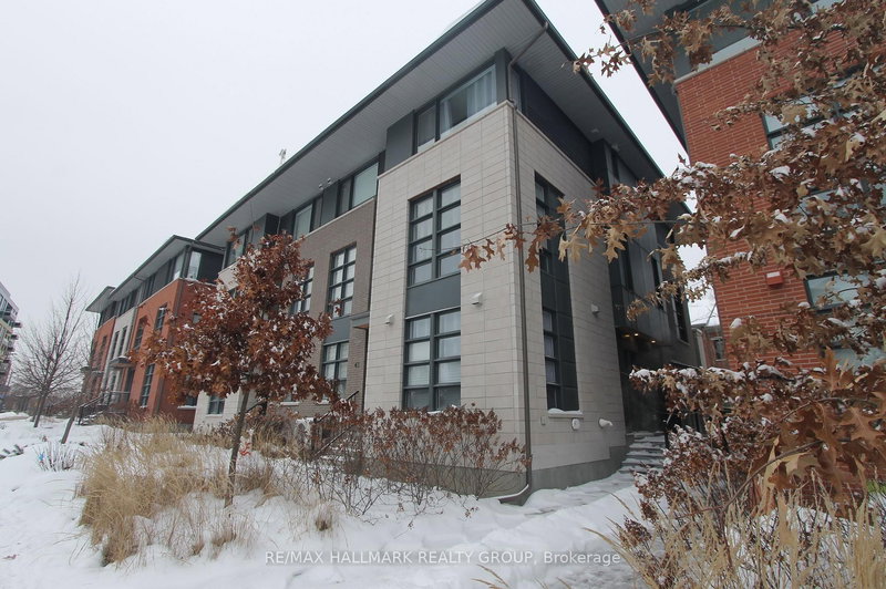 home for lease on 45 Oblats Avenue