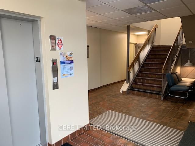 1 Belton Dr, St. Catharines, L2T 3Y4 | Image 3