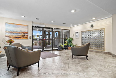 510-66 Greenview Drive, Kingston, Ontario image-0-2