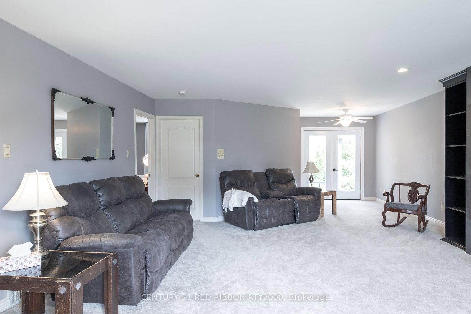 Detached House for sale at 51 Queen Street, Strathroy-Caradoc, Ontario, N7G 2H5 - SE - MLS: X12681200