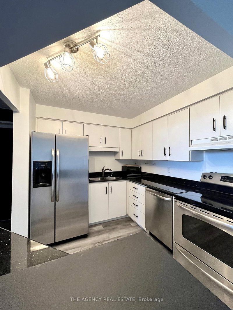 home for lease on 511-695 Richmond Street