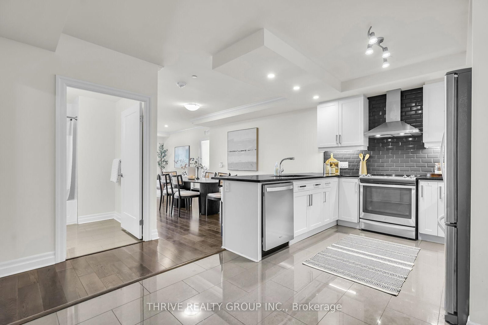 505 Talbot Street, Unit 2202 - Photo 2