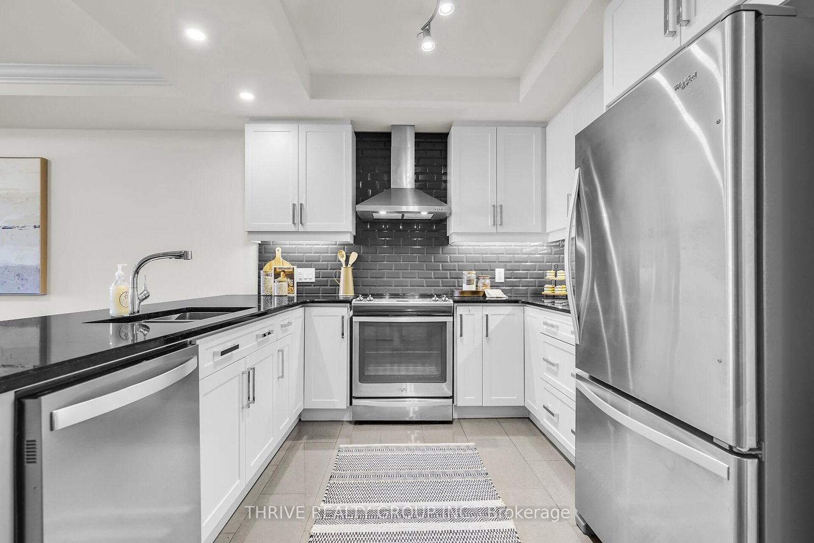 505 Talbot Street, Unit 2202 - Photo 4