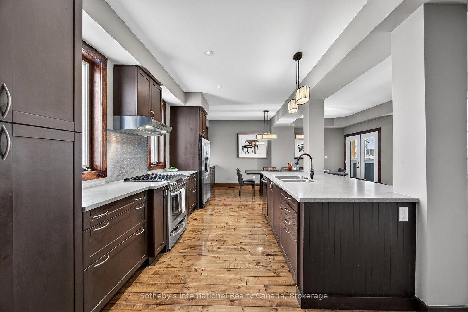 119 Venture Boulevard - Photo 2