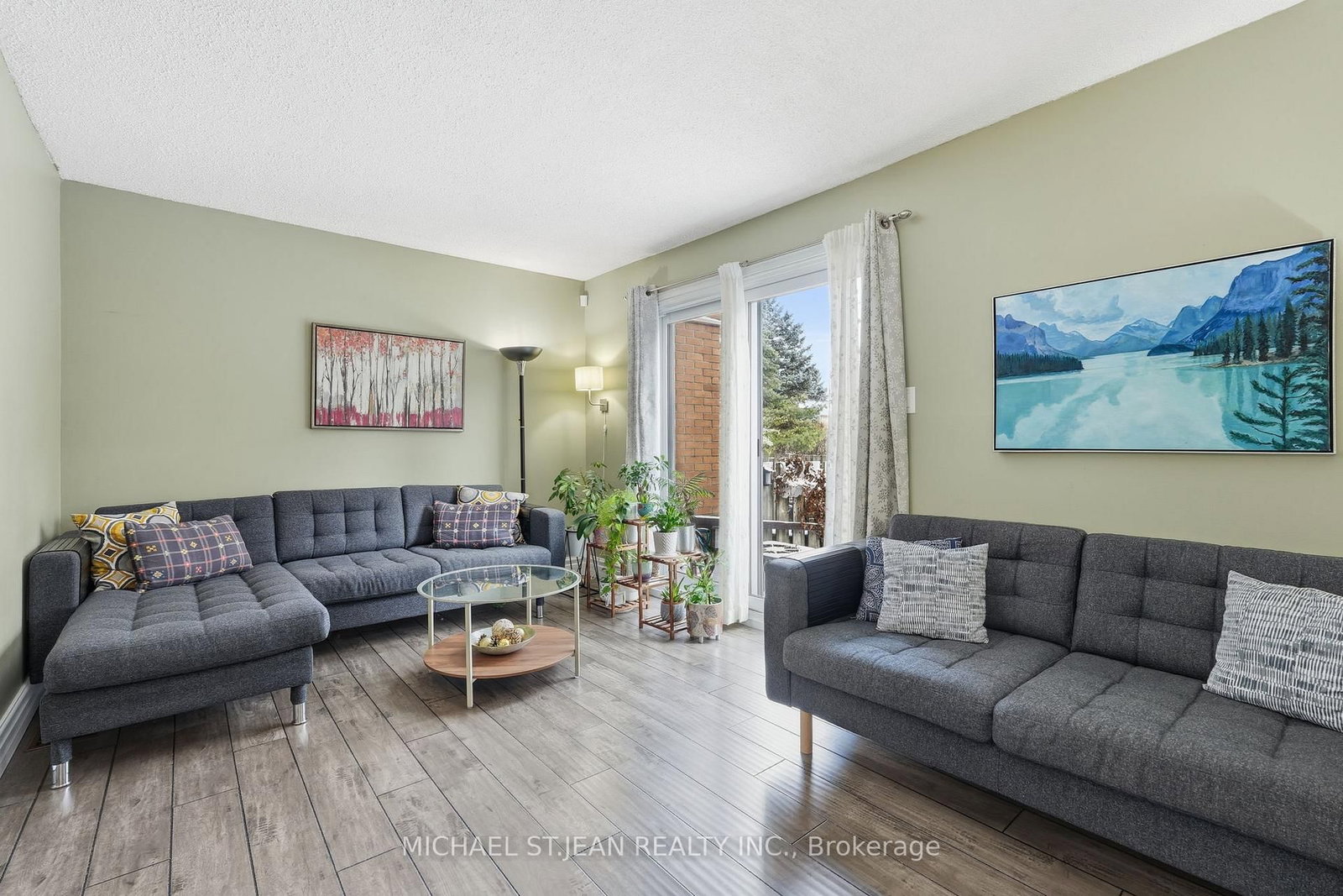 Townhouse for sale at 30-1440 Garth Street, Hamilton, Ontario, L9B 1R6 - Falkirk - MLS: X12681560