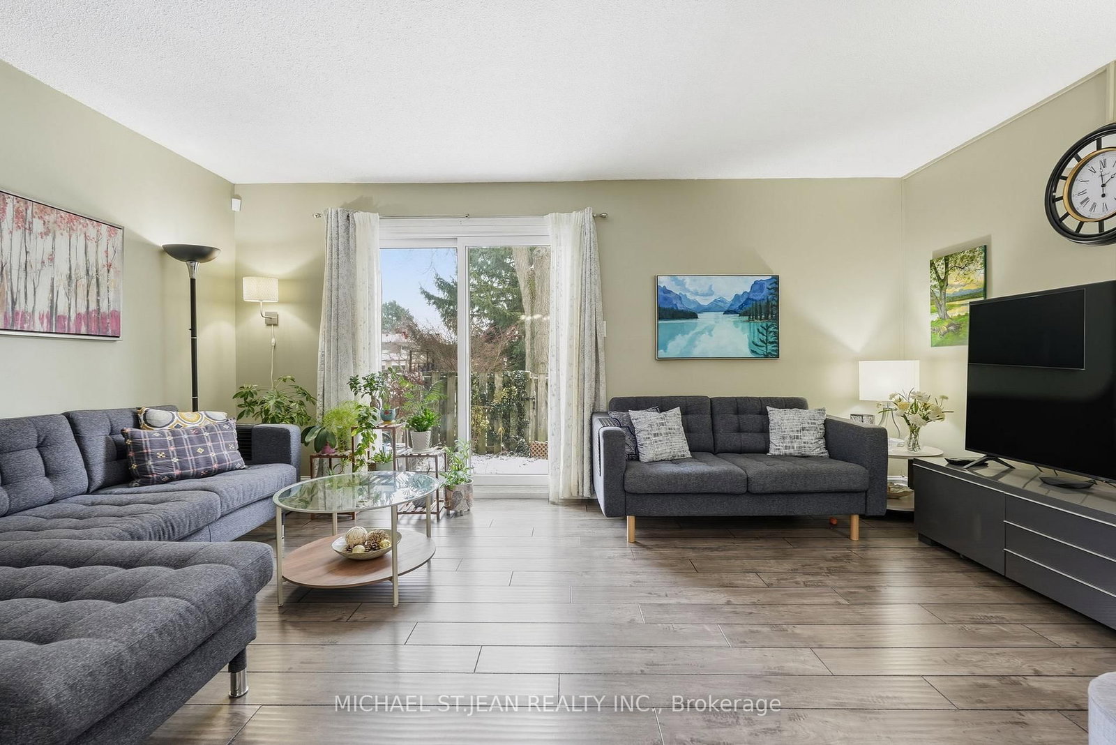 Townhouse for sale at 30-1440 Garth Street, Hamilton, Ontario, L9B 1R6 - Falkirk - MLS: X12681560