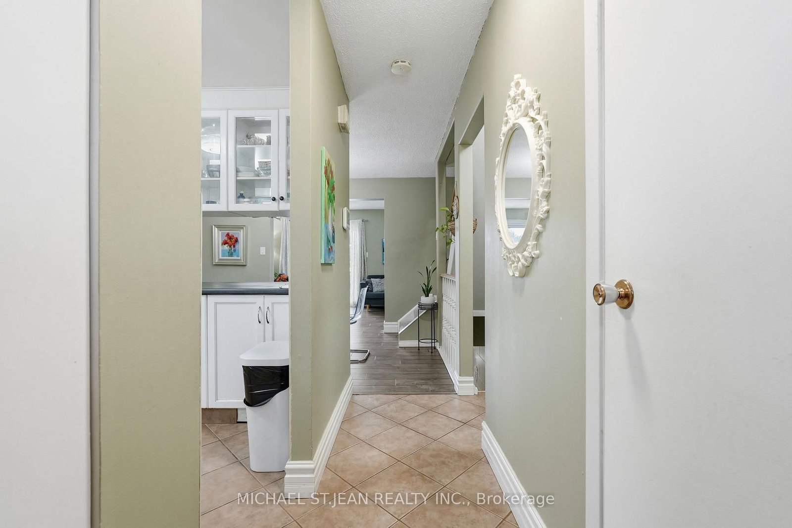 Townhouse for sale at 30-1440 Garth Street, Hamilton, Ontario, L9B 1R6 - Falkirk - MLS: X12681560