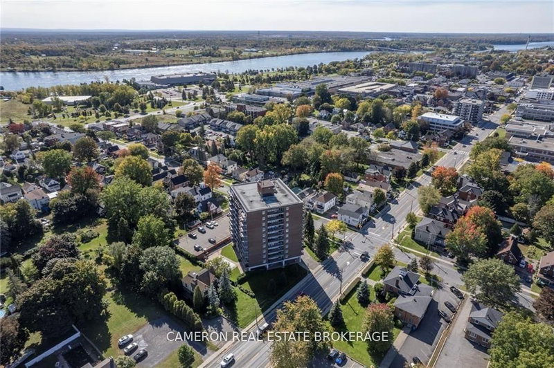 1107 - 308 Second St E, Cornwall, K6H 1Z1 | Image 2