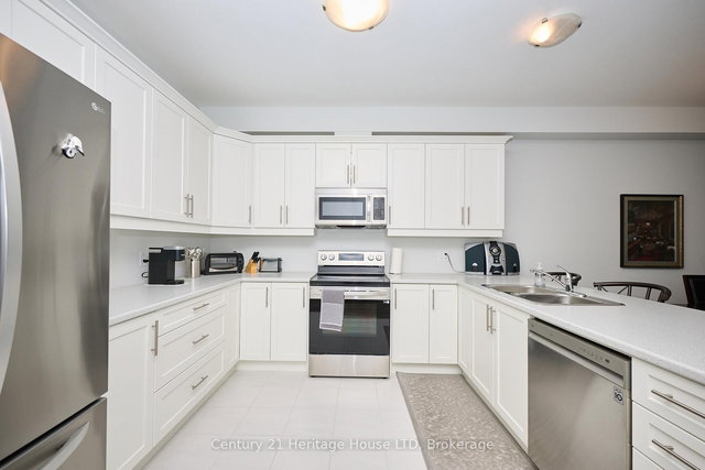 427 Williams Crescent