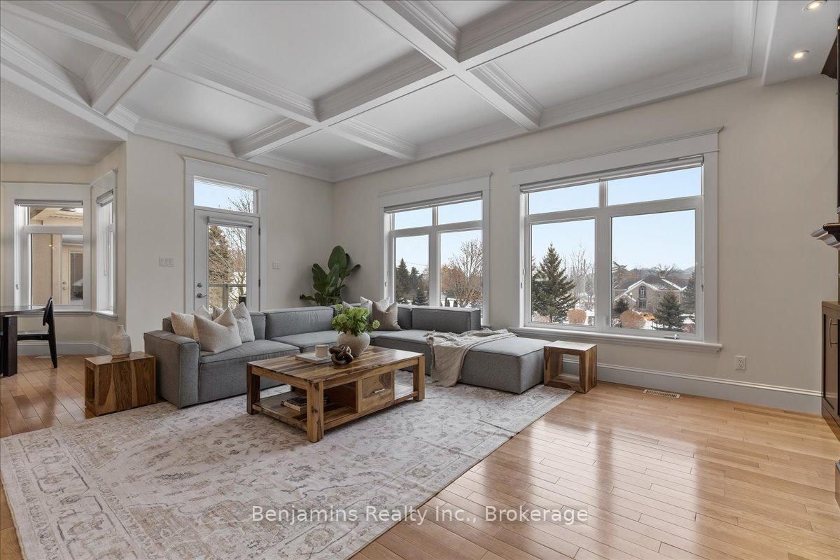 Detached House for sale at 86 Canters Close, Kitchener, Ontario, N2C 2R3 - MLS: X12681864