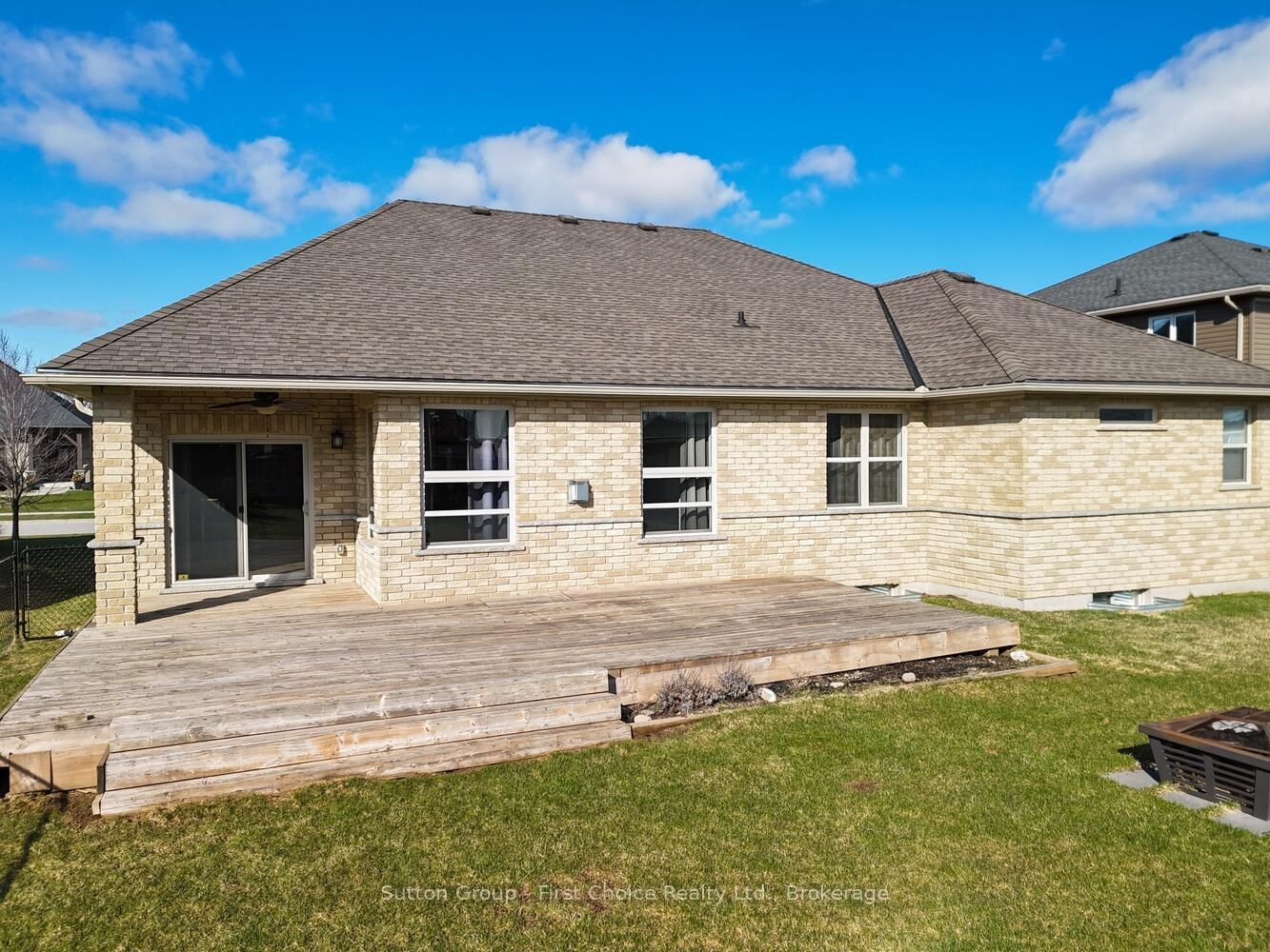 Detached House for sale at 70 Kenton Street, West Perth, Ontario, N0K 1N0 - Mitchell - MLS: X12681876