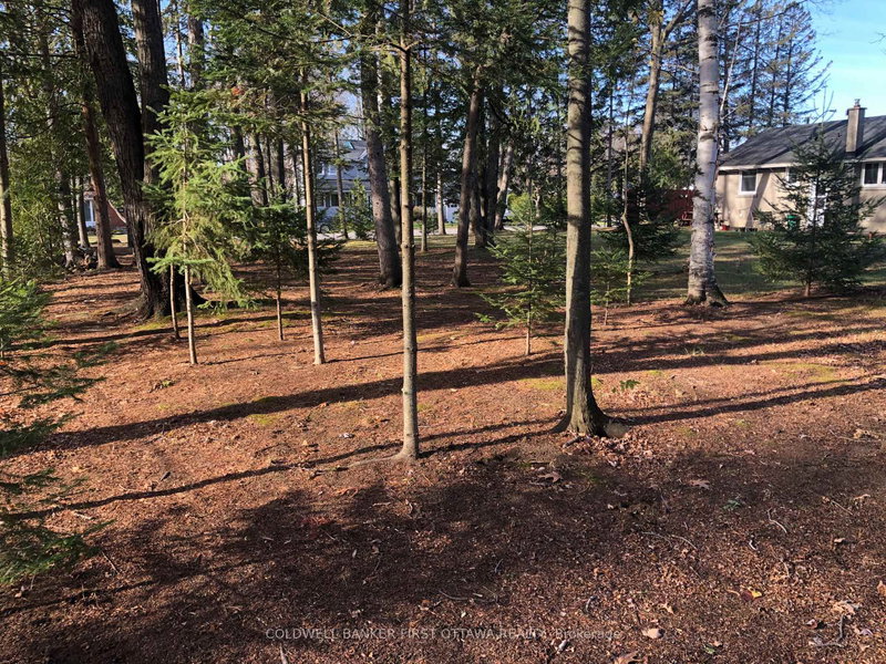 65 Vaan Dr, Ottawa, K2G 0C2 | Image 2