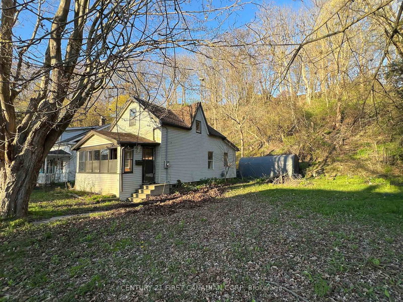 205 Orchard St, Central Elgin, N5L 1C4 | Image 2