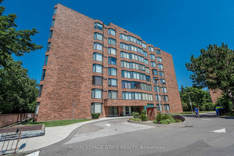 home for lease on 105-200 Limeridge Road W