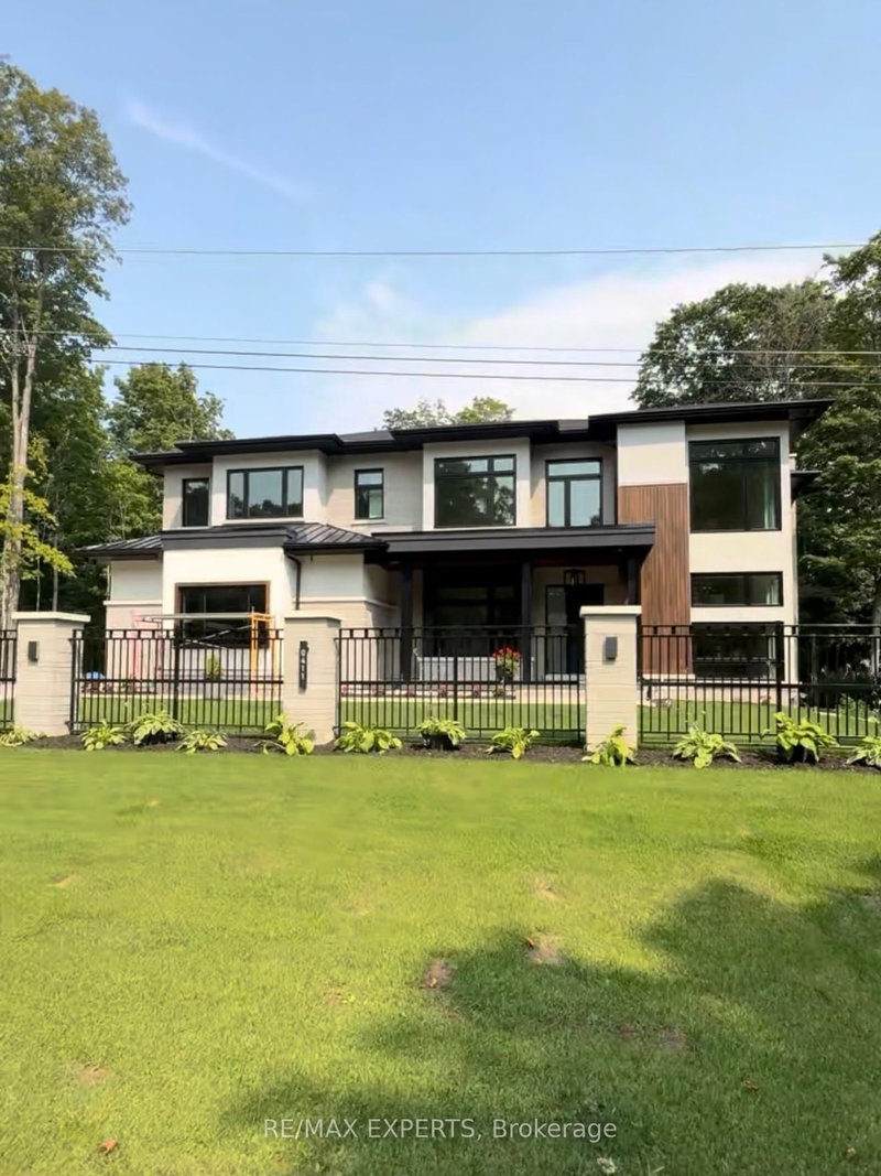 home for sale on 411 Manley Crescent